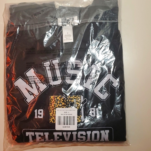 ❤️NWT VINTAGE TORRID SWEATSHIRT ☆ MTV VINTAGE 1980s ☆ GRAPHIC TEE PLUS SIZE - Picture 5 of 8